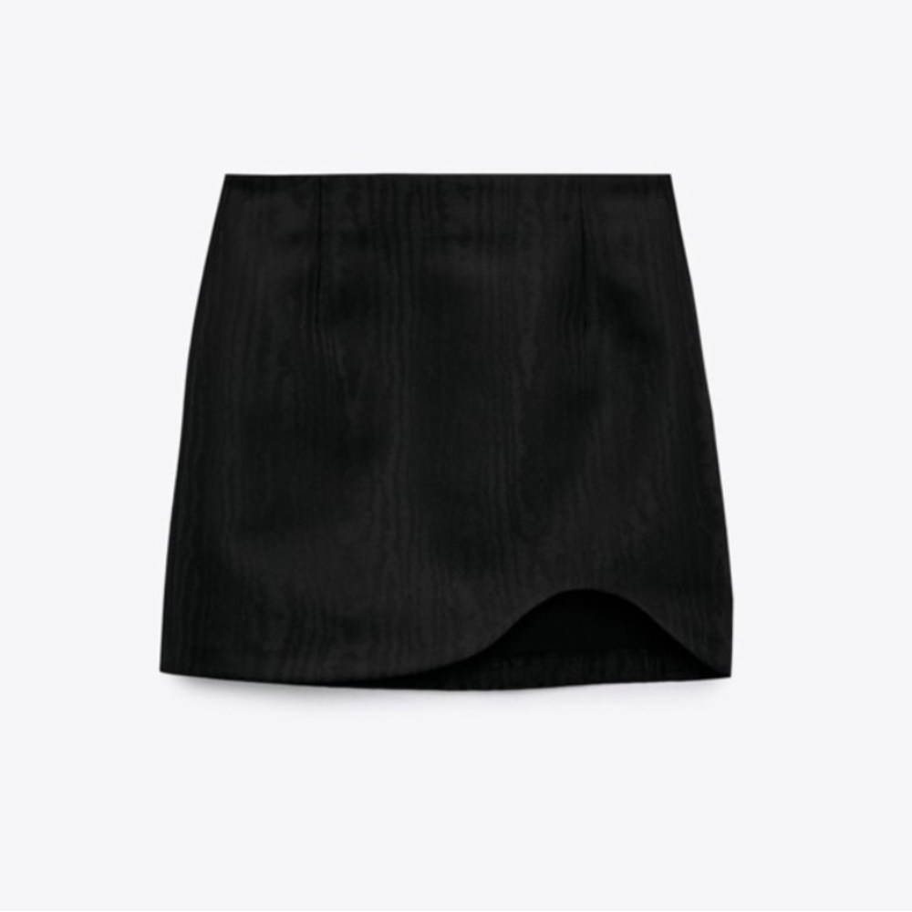 NWT Zara Black Jacquard Mini Skirt